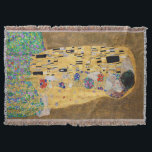 Der Kuss von Gustav Klimt Decke<br><div class="desc">Der Kuss von Gustav Klimt Der Kuss ist ein Ölgemälde mit Goldblatt, Silber und Platin vom österreichischen Symbolik-Maler Gustav Klimt. Es wurde irgendwann in den Jahren 1907 und 1908 gemalt, auf dem Höhepunkt dessen, was Gelehrte seine "Goldene Periode" nennen. Mit schimmernden Goldtönen, stilisierten Formen und sentimentaler Ikonographie verzaubert der Kiss...</div>