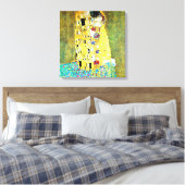Der Kuss von Gustav Klimt Leinwanddruck (Insitu (Schlafzimmer))