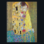 Der Kuss von Gustav Klimt, Vintager Jugendstil Notizblock<br><div class="desc">Der Kuss (Der Kuss) (1907/08) von Gustav Klimt ist wahrscheinlich sein berühmtestes Werk. Klimt begann seine Arbeit im Jahre 1907 und ist der Höhepunkt seiner so genannten Goldenen Periode. Der Kiss ist ein Vintages Viktorianisches Era-Symbolismus, das eine Liebe und Romantik mit einem romantischen Paar in verschiedenen Goldtönen, Symbolen und Mustern...</div>