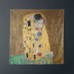 Der Kuss von Gustav Klimt Wandteppich<br><div class="desc">Der Kuss von Gustav Klimt Der Kuss ist ein Ölgemälde mit Goldblatt, Silber und Platin vom österreichischen Symbolik-Maler Gustav Klimt. Es wurde irgendwann in den Jahren 1907 und 1908 gemalt, auf dem Höhepunkt dessen, was Gelehrte seine "Goldene Periode" nennen. Mit schimmernden Goldtönen, stilisierten Formen und sentimentaler Ikonographie verzaubert der Kiss...</div>