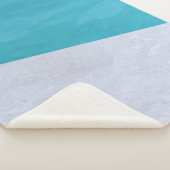 Der leere graue Boden am Pool Sherpadecke (3/4)