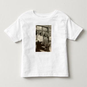 Der Leonid Andreyev Autor mit seiner Ehefrau Kleinkind T-shirt