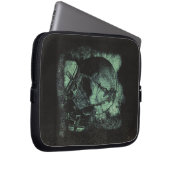 Der letzte Atemzug - Techno-Dystopian Streetwear Laptopschutzhülle (Vorne Rechts)