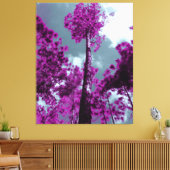 Der Lila Baum Leinwanddruck (Insitu (Wohnzimmer))