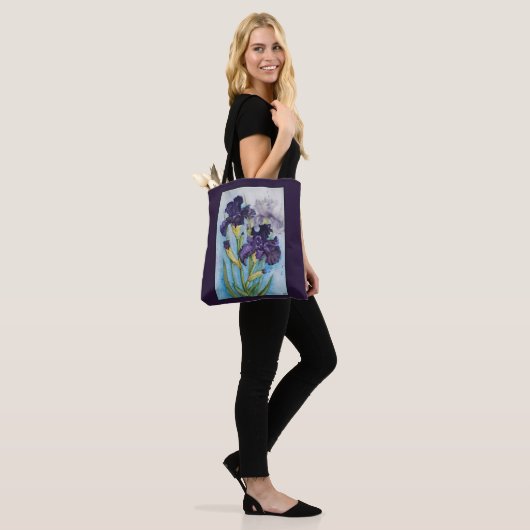 Der Lila Iris des Frühlings Tasche (Am Model)