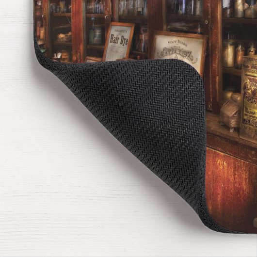 Der lokale Getränkespender Mousepad (Ecke)