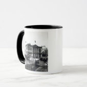 Der London-Pavillon, Piccadilly Tasse (Vorderseite Links)