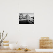 Der Louvre in BW Poster (Küche)