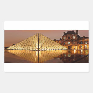 Der Louvre Pyramide im Hof des Louvre Rechteckiger Aufkleber