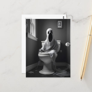Der lustige Geist sitzt auf der Toilette Postkarte