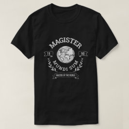 Der lustige Meister des lateinischen Wappen T-Shirt
