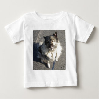 Der mächtige Theo Baby T-shirt