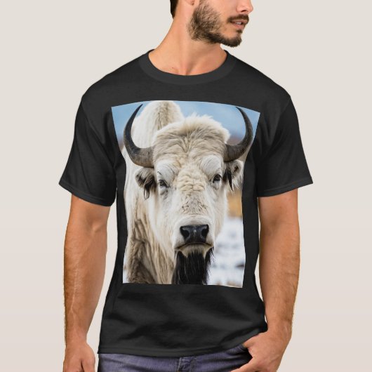 Der mächtige Yak des Himalaya T-Shirt (Vorderseite)