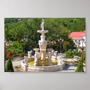 Der majestätische Brunnen des Zoos von Yalta "Märc Poster