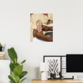 Der Mann, der den Frauenfuß massiert Poster (Heimbüro)