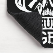 Der Mann, der Mythos, die Jagdlegende - Lager Mousepad (Ecke)