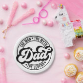 Der Mann, der Mythos, die Legende, Vater, Vater, P Pappteller (Party)