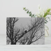 Der Mann, der Uhr nimmt Einladung (Stehend Vorderseite)