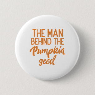 Der Mann hinter dem Kürbisgefühl Halloweenschwange Button