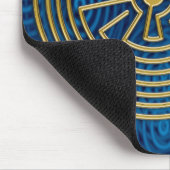 Der Mann im Labyrinth - Gold Mousepad (Ecke)