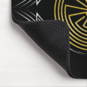 Der Mann im Maze - Gold im Stamm Mousepad (Ecke)