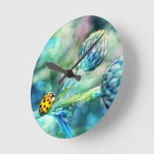 Der Marienkäfer Runde Wanduhr (Winkel)