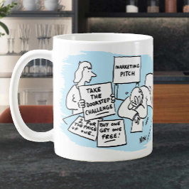 Der Marketing Manager ist für einen Verkaufspunkt  Kaffeetasse