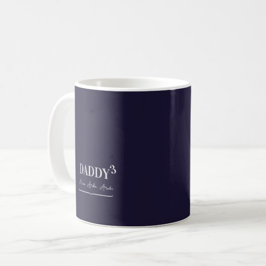 Der moderne einfache Daddy kubierte Typografie-Nam Kaffeetasse (Vorderseite Links)
