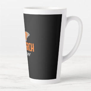 Der Monarchschmetterling flüstert Milchtasse