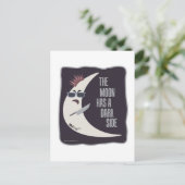 Der Mond hat eine dunkle Seite Postkarte (Stehend Vorderseite)