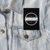 Der Mond ist aus Käse-Zitat-Design Button (Insitu)