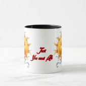 Der Mond und die Sonne genießen einen schönen Mome Tasse (Zentrum)