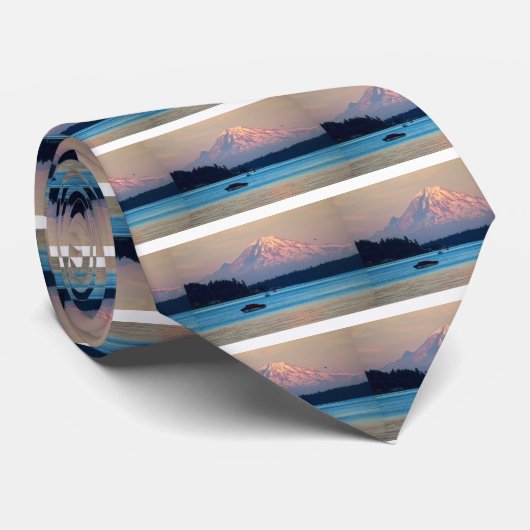 Der Mount Rainier Krawatte (Gerollt)