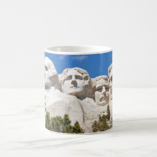 Der Mount Rushmore Tasse (Mittel)