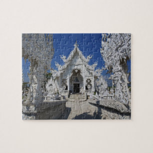 Der neue ganz weiße Tempel von Wat Rong Khun in Puzzle