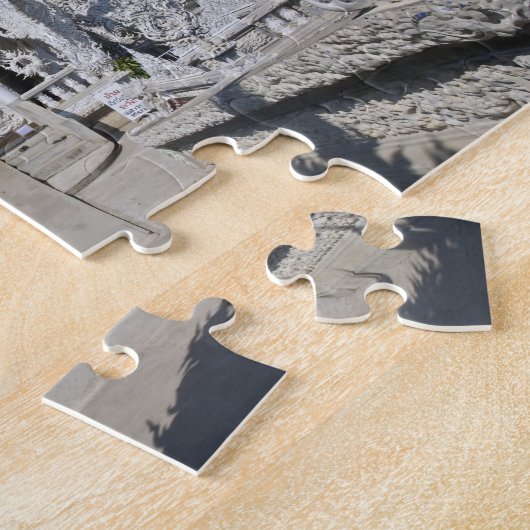 Der neue weiße Tempel von Wat Rong Khun in Puzzle (Seite)