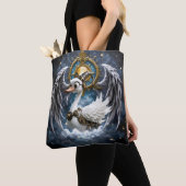 Der neugierige Uhrwerk-Schwan. Tasche (Von Nahem)