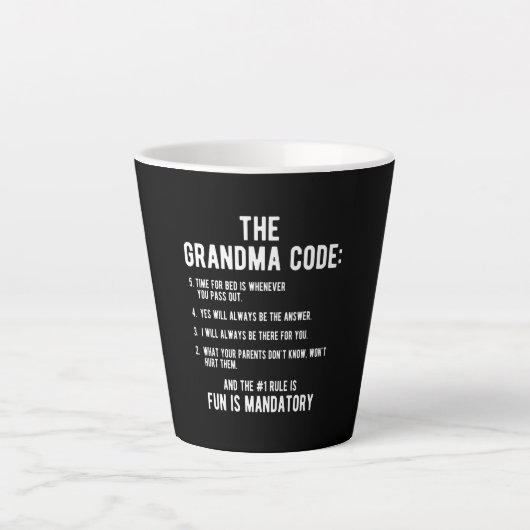 Der Oma-Code | Spaß ist obligatorisch Milchtasse (Vorderseite)