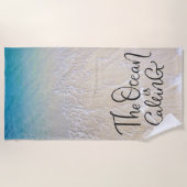 Der Ozean nennt im Spaß-Schriftart mit Strandtuch (Vorderseite)