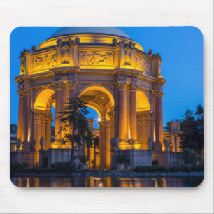 Der Palace Of Fine Arts bei Tagesanbruch Mousepad