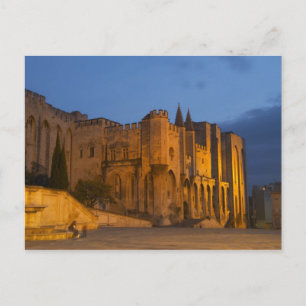Der Papstpalast in Avignon bei Sonnenuntergang. ge Postkarte