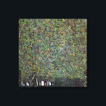 Der Park von Gustav Klimt, Vintager Jugendstil Leinwanddruck<br><div class="desc">Der Park (1910) von Gustav Klimt ist ein Vintages Viktorianisches Kunstmalereiwerk der Epoche. Eine Naturlandschaft mit Bäumen in einem Wald und Menschen, die im Schatten entlang eines Weges in einem öffentlichen Park im Sommer spazieren. Über den Künstler: Gustav Klimt (1862-1918) war ein österreichischer Symbolik-Maler und einer der prominentesten Mitglieder der...</div>