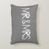 Der perfekte Herr und die Frau Hochzeitsgeschenk Zierkissen (Vorderseite(Vertikal))