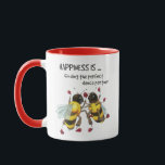 Der perfekte Tanzpartner Tasse<br><div class="desc">Glück ist ...  den perfekten Tanzpartner zu finden. Glückliches Bienendesign: zwei Bienen tanzen mit Verlassenheit. Ideal für den Bienenliebhaber,  aber auch für den Liebhaber des Tanzes. Handgemalte Wasserfarben. Gastkünstlerin: meine Schwester Claudette Barnes.</div>