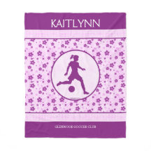 Der personalisierte Fußball-lila Herz des Mädchens