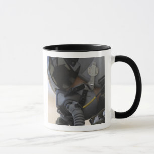 Der Pilot sitzt in seinem A-10-Thunderblitz II Tasse