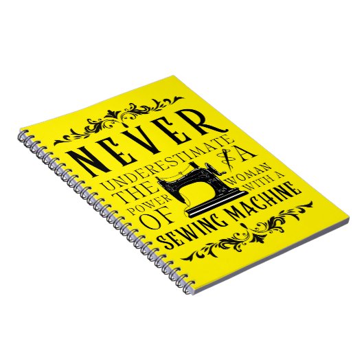 Der Power einer Frau mit einer Nähmaschine Notizblock (Rechte Seite)