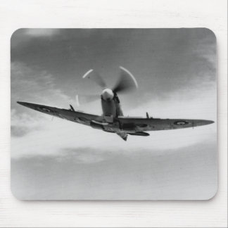 "Der Power u. der Ruhm" - Supermarine Spitfire WW2 Mousepad