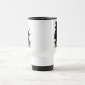 Der Rabe, angetrieben von Kaffee Reisebecher (Mittel)
