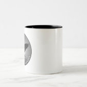 Der Rabe Zweifarbige Tasse (Mittel)